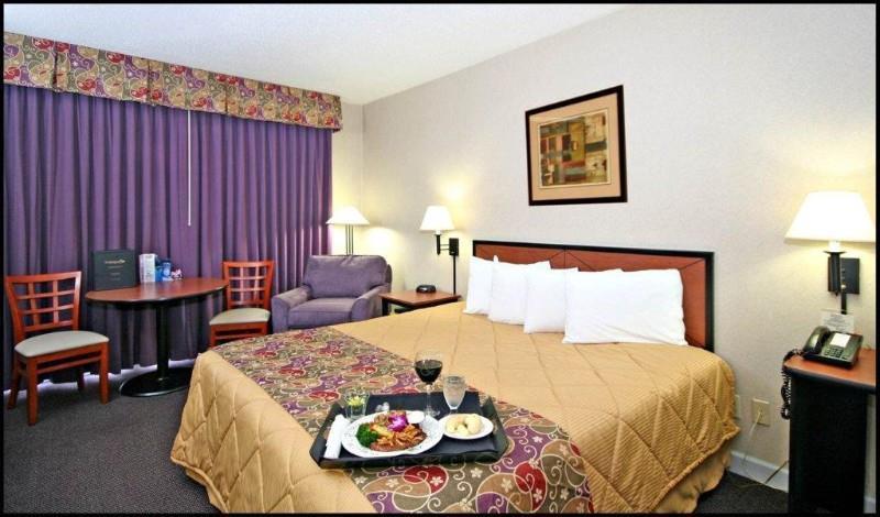 Hawthorne Inn & Conference Center Winston-Salem Room photo
